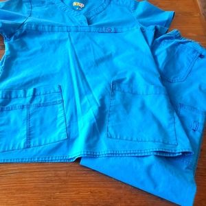 Wonderwink Scrub Set